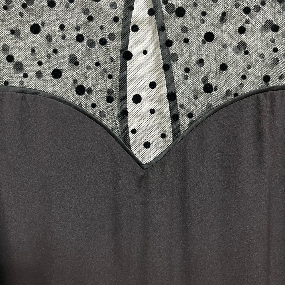 Carolina Herrera evening dress - Picture 4 of 12